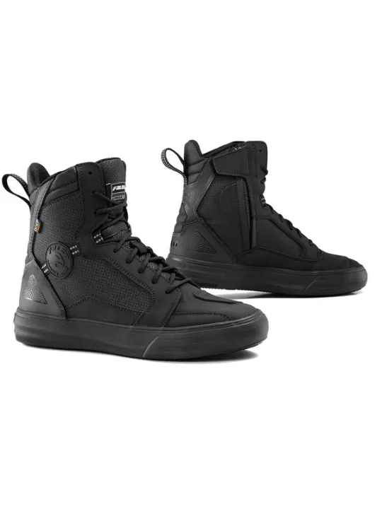 Stiefel Chaser - Falco