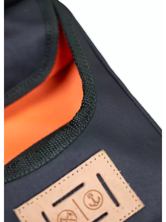 Sac Tank - Iron And Resin