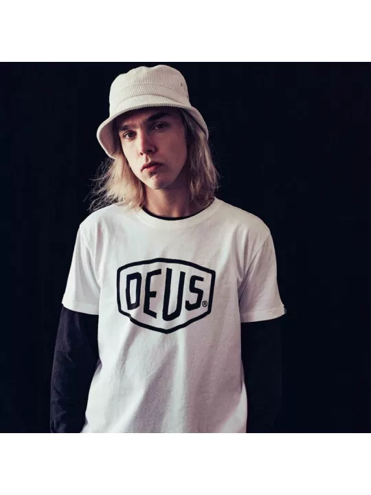 T-Shirt Shield Tee - Deus Ex Machina